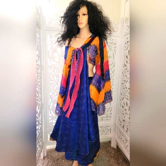 Exotic Blue & Gold Multicolor Silk Cropped Tie Top - Picture 11 of 15